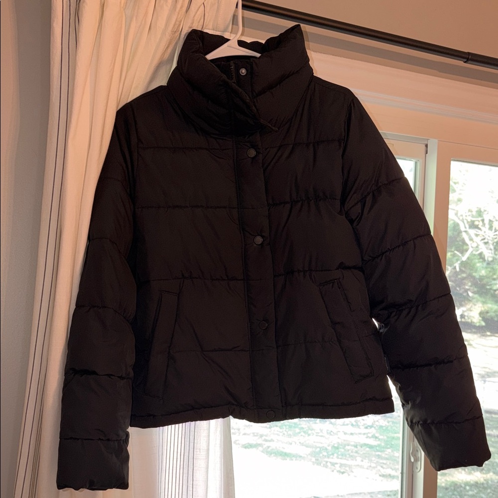 Abercrombie Women's Black Puffer Jacket